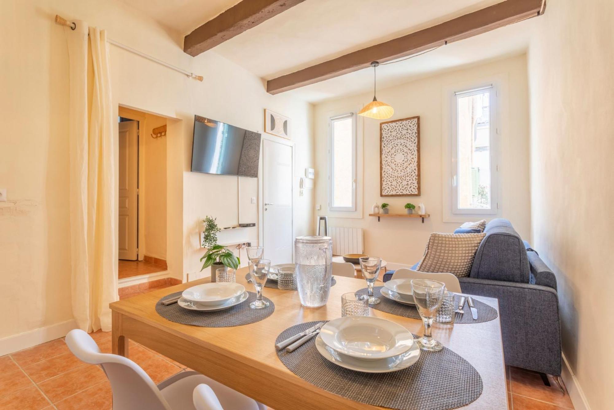 Le Petit Saint Esprit - Centre - Calme - Lumineux - Fibre Apartment Aix-en-Provence